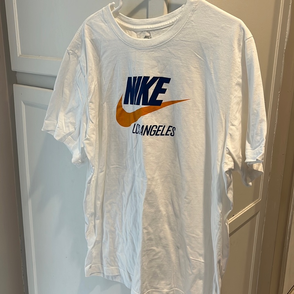 Nike T Shirt